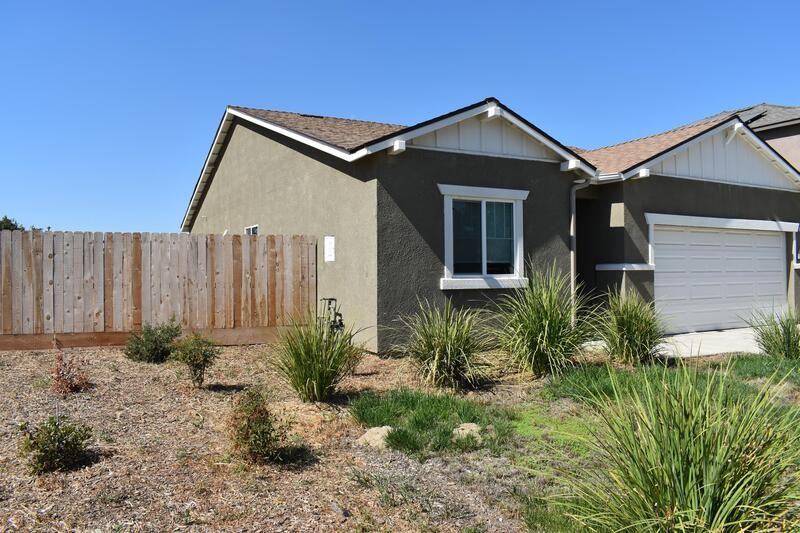 31 Medeival St - Photo 3 of 27