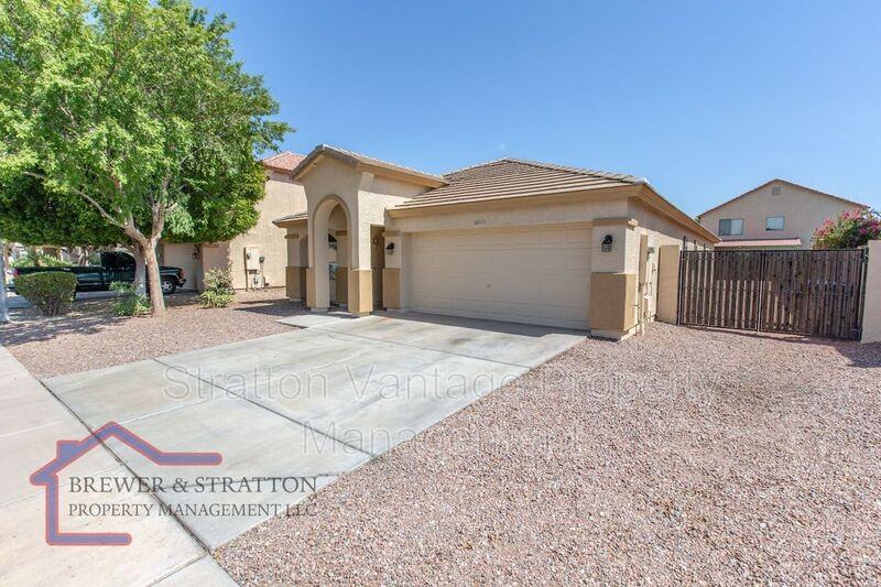 10525 W Edgemont Dr - Photo 3 of 44