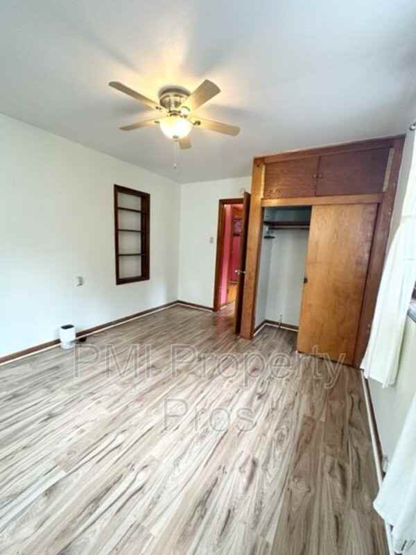 8573 N Granville Rd - Photo 2 of 13