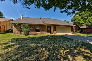 11013 Davis St - Photo 1 of 1