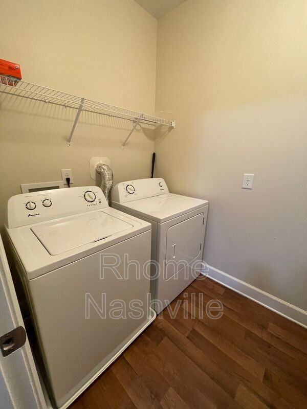 8121 Lenox Creekside Dr #O13 - Photo 5 of 14