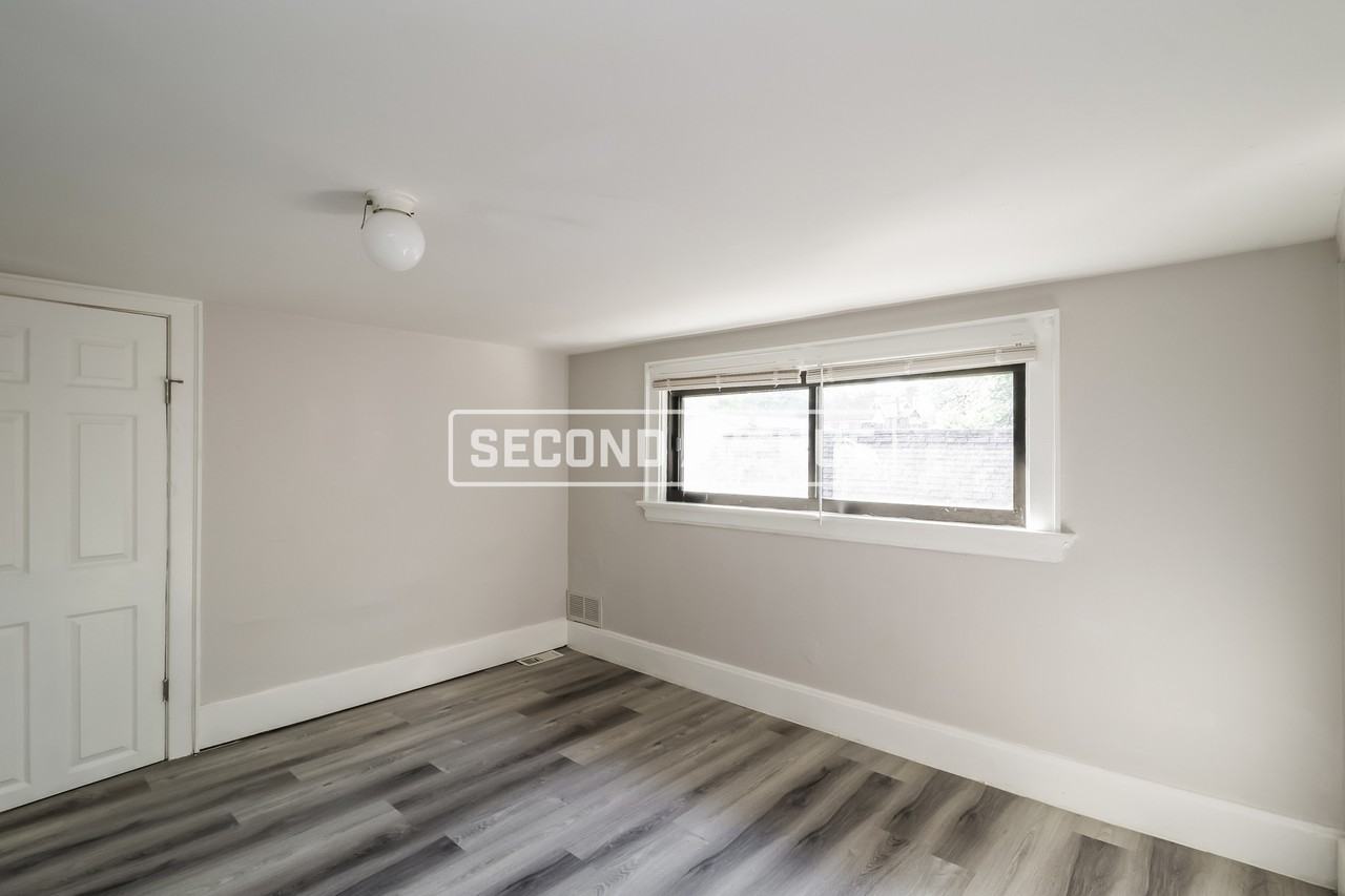 1607 Minion Ave - Photo 6 of 13