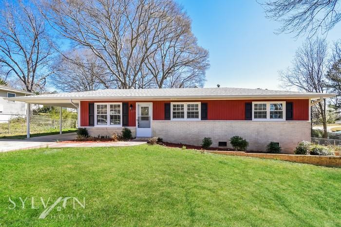 229 Waddell Dr - Photo 2 of 15