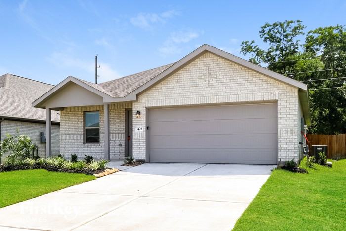 3422 Hughes Meadow Way - Photo 2 of 15