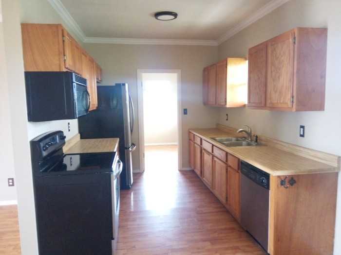 747 S Vicha Rd - Photo 3 of 9