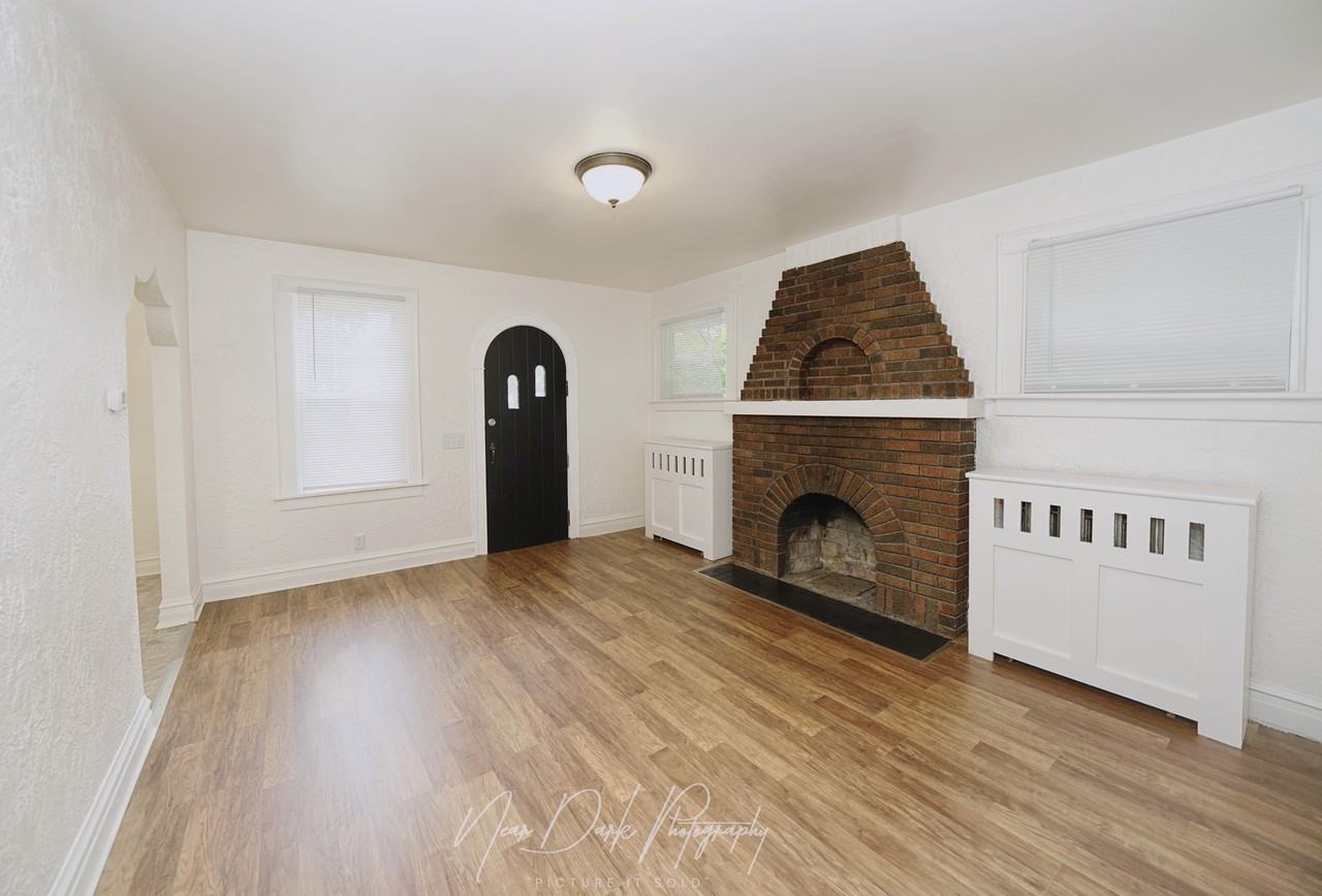 10174 W Ford Ave #A - Photo 2 of 17