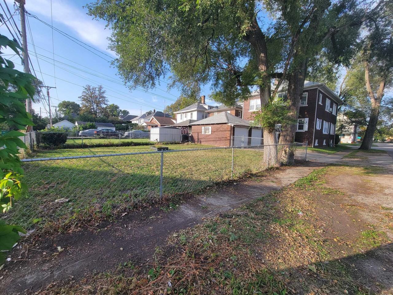 1402 S 4th St #1stFL - Photo 2 of 9