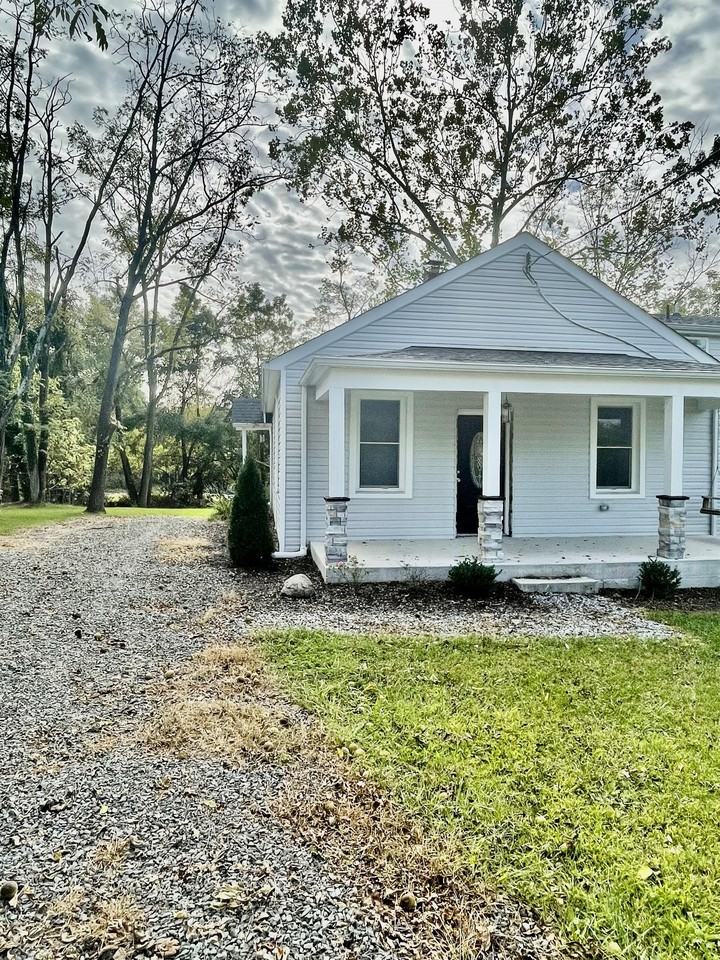 227 Tyree Cir #1 - Photo 2 of 32