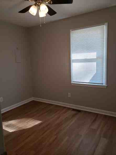 3104 Sawyer St #A - Photo 6 of 16