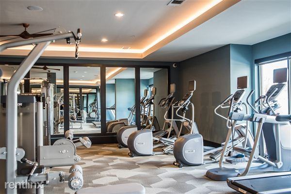 Dallas North Tollway & Arapaho Apartments in Addison, TX 75001 Zumper