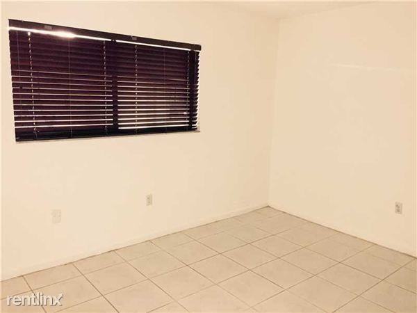 8035 SW 107th Ave - Photo 2 of 10