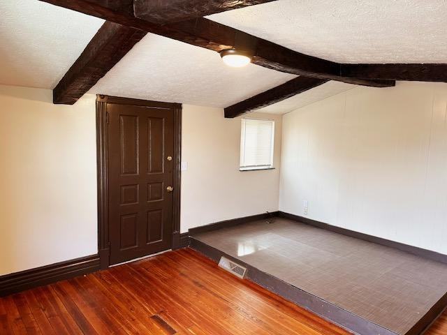 424 6th Ave - Photo 2 of 10