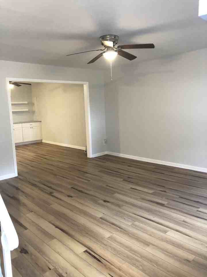 16 Crestmont Dr #A - Photo 2 of 8