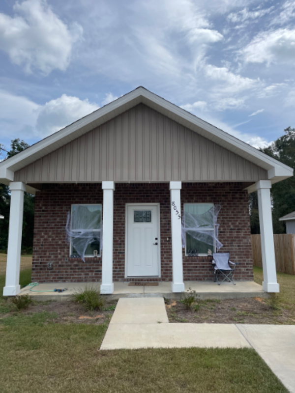 8055 4th St - Photo 2 of 5