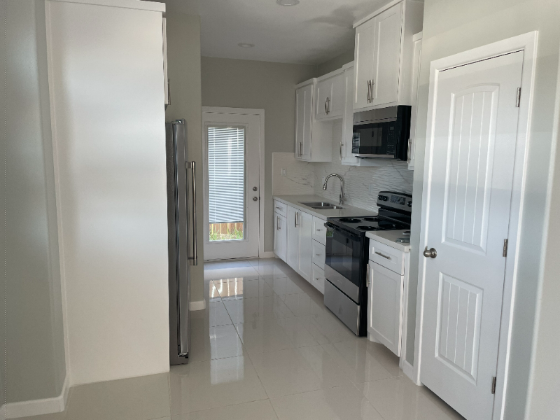 404 W Saint Helena Ave #4 - Photo 2 of 20