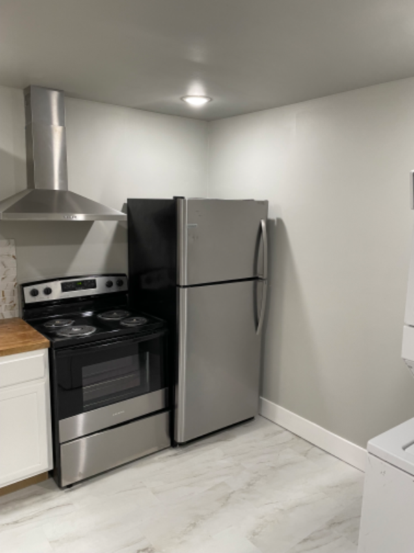 2106 Stonewall St #2B - Photo 3 of 13