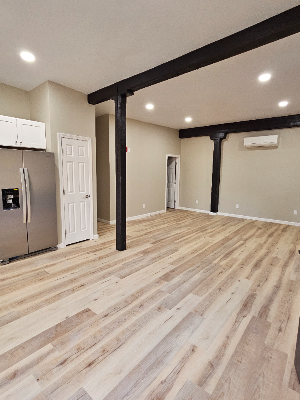 125 Lincoln Ave #7 - Photo 3 of 19