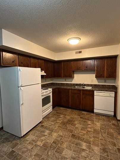 2532 T - Photo 2 of 7