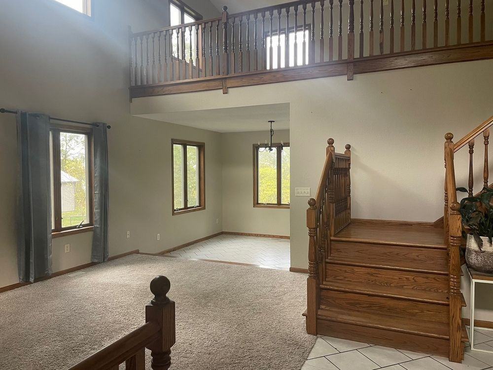 17042 250th Ave - Photo 2 of 28