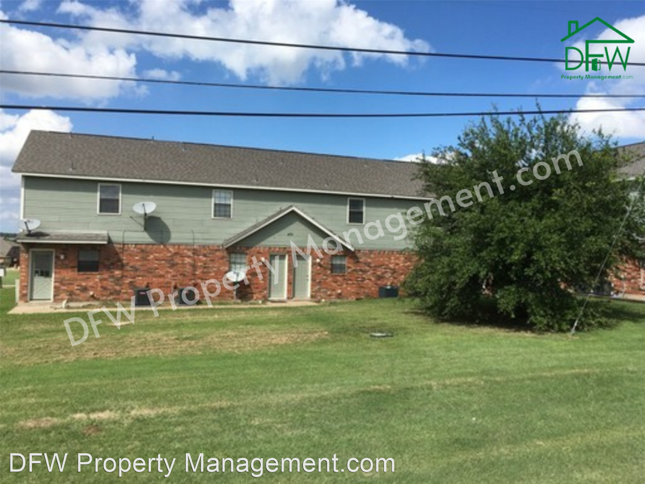 Walnut Apartments 809 807, 809 & 811 W Walnut St 809 & 811, Celina