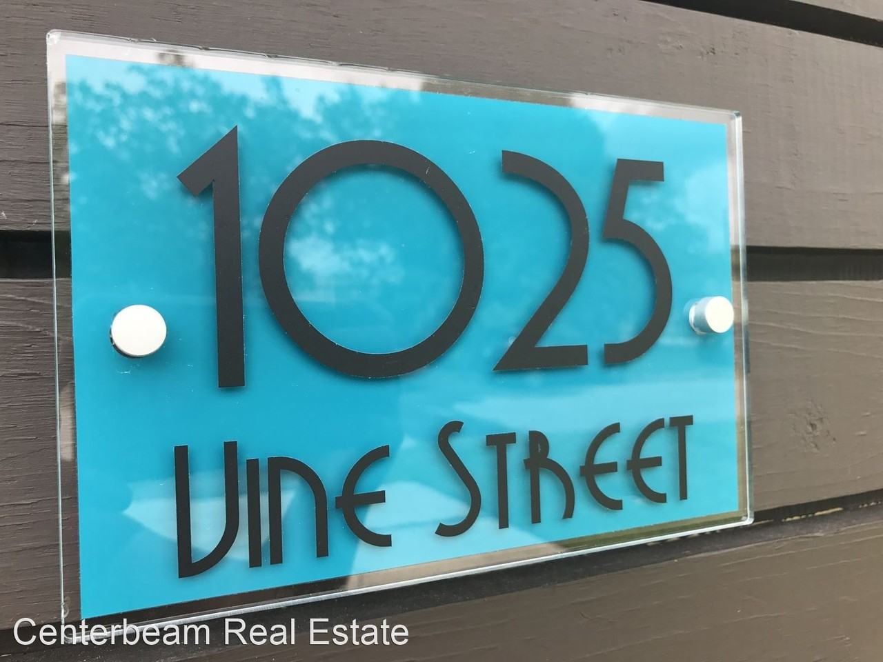 1025 Vine St - Photo 3 of 21