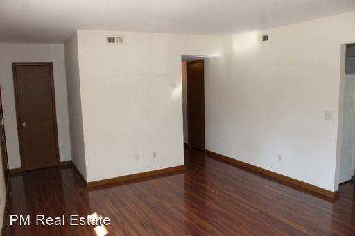 4841 Kubeck Ct - Photo 3 of 11