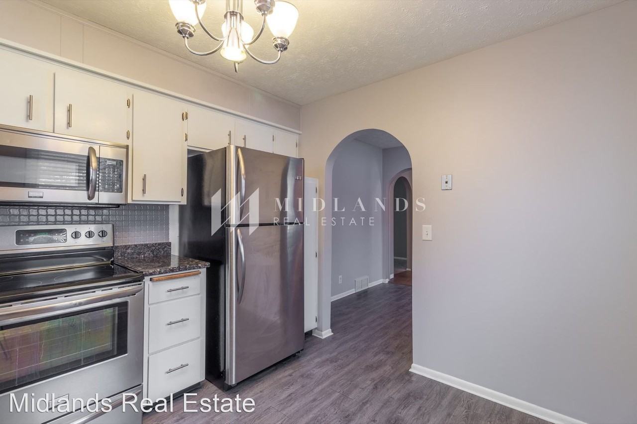 11414 Camden Ave - Photo 3 of 16