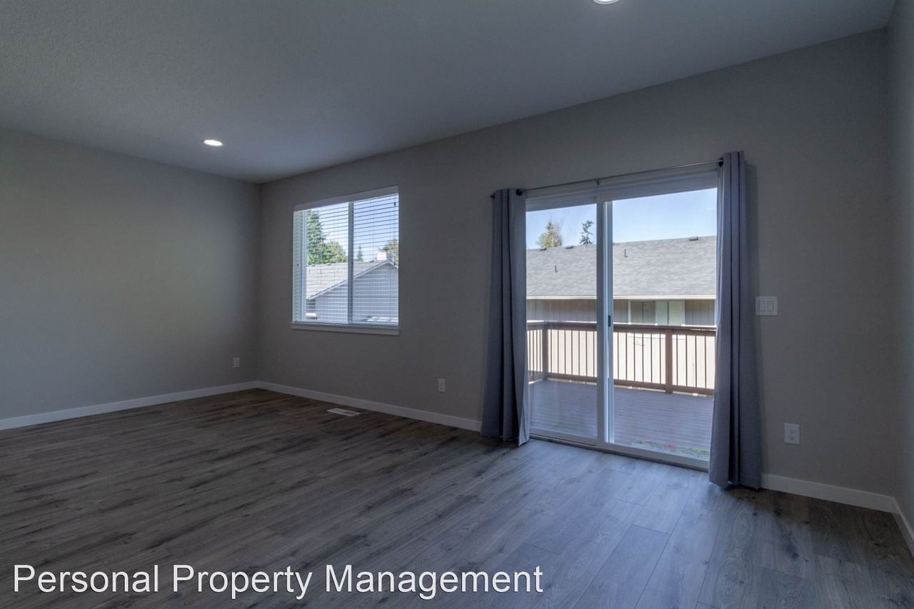 4705 Pacific Ave - Photo 2 of 17