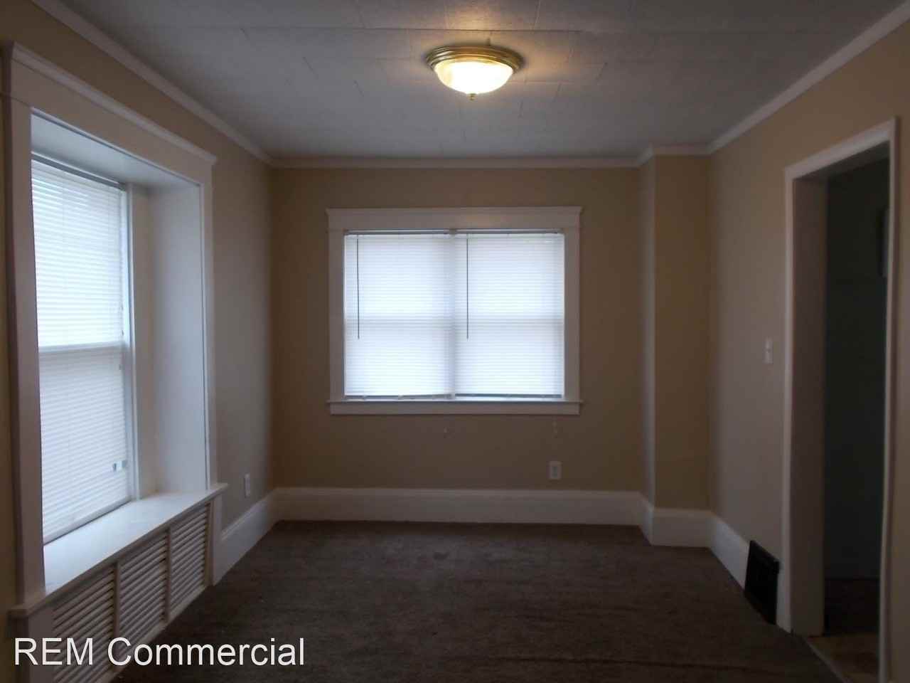 2239 23rd St Sw - Photo 3 of 9