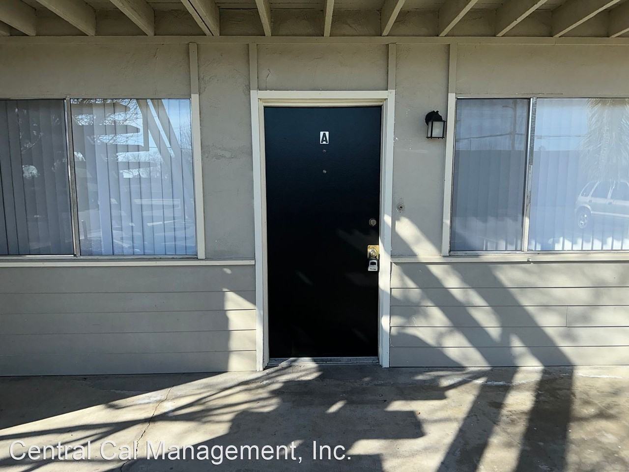 4008 Fishering Drive - Photo 2 of 20