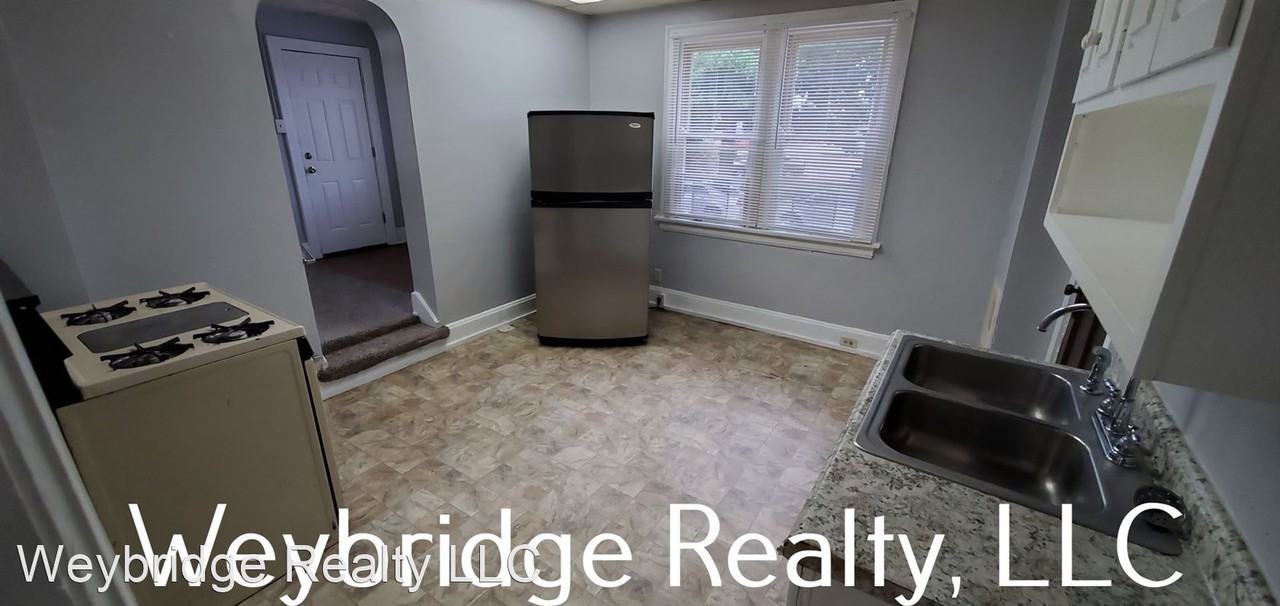 4965 Glenway Ave - Photo 3 of 10