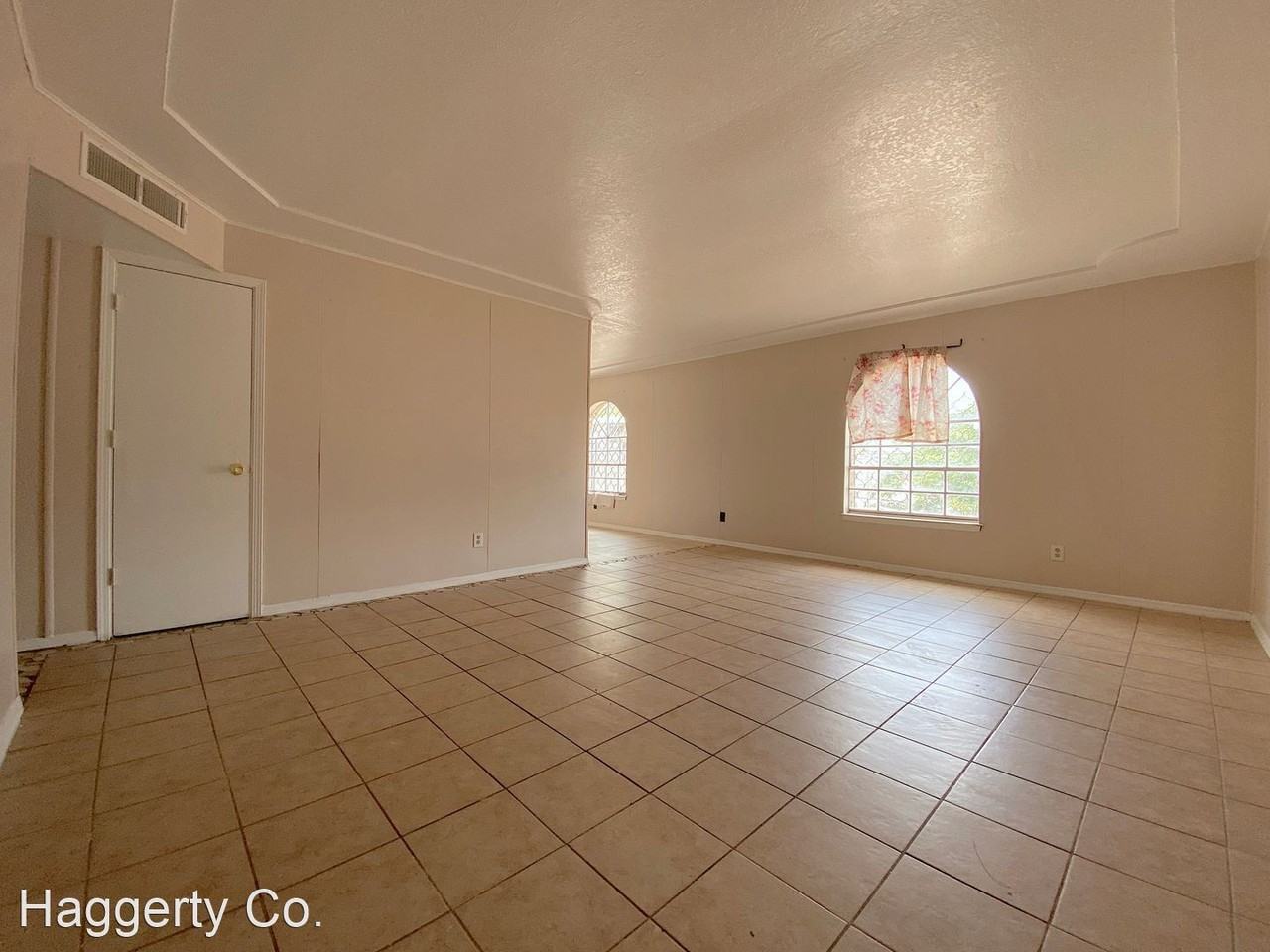 232 Lolita Pl - Photo 2 of 18