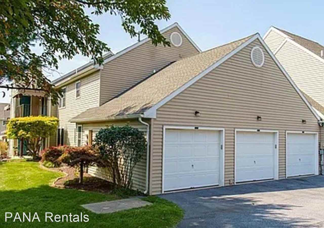 145 Primrose Ln - Photo 3 of 12