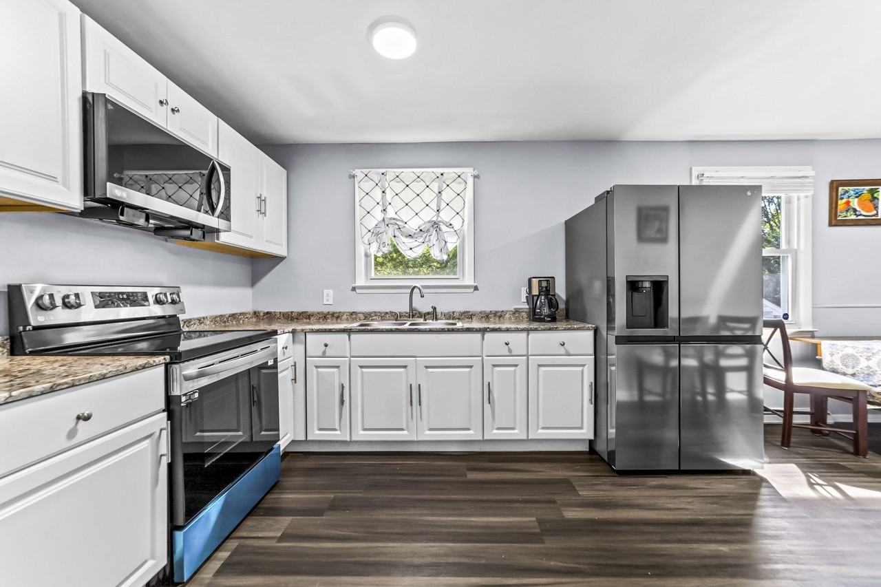 Duke Dr - Photo 2 of 12