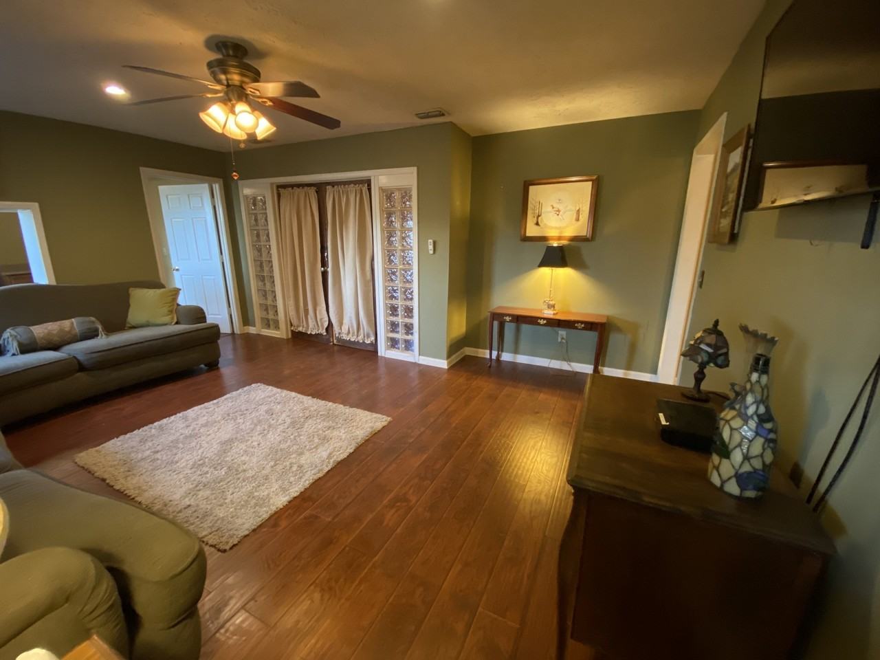 632 Rocky Mountain Pkwy - Photo 2 of 7