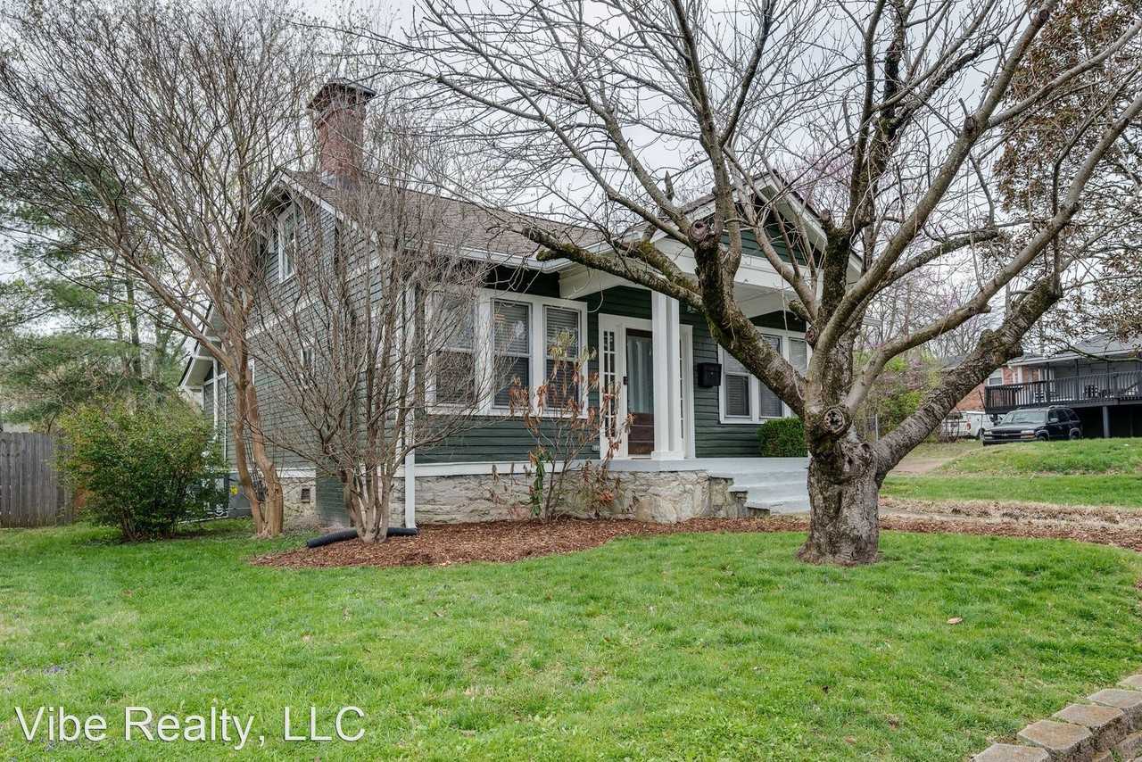 405 S 17th St - Photo 3 of 36