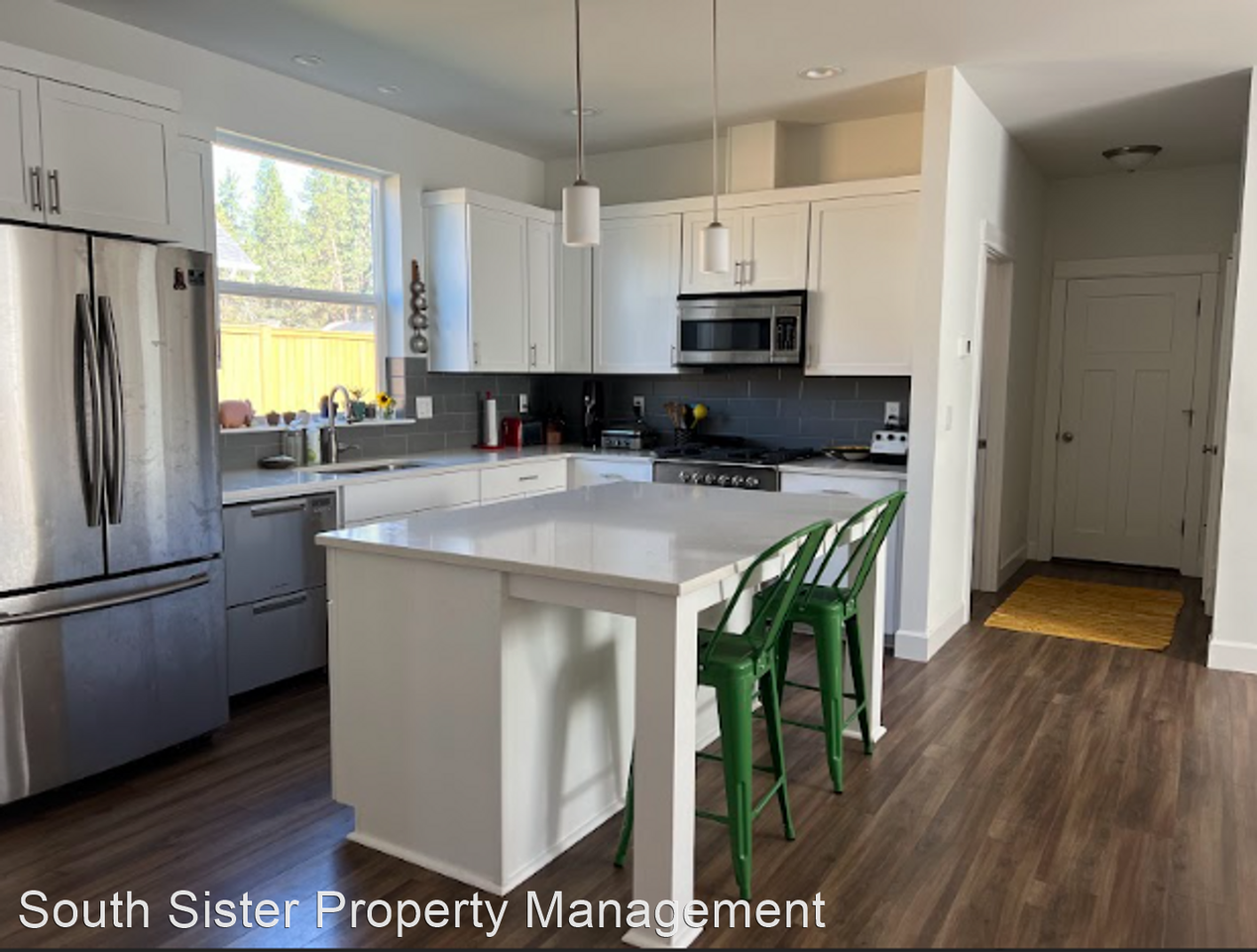 1016 E Black Butte Ave - Photo 3 of 28