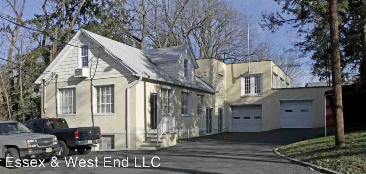 40 Essex St 3 West End St Apartments in Rochelle Park, NJ 07662 Zumper