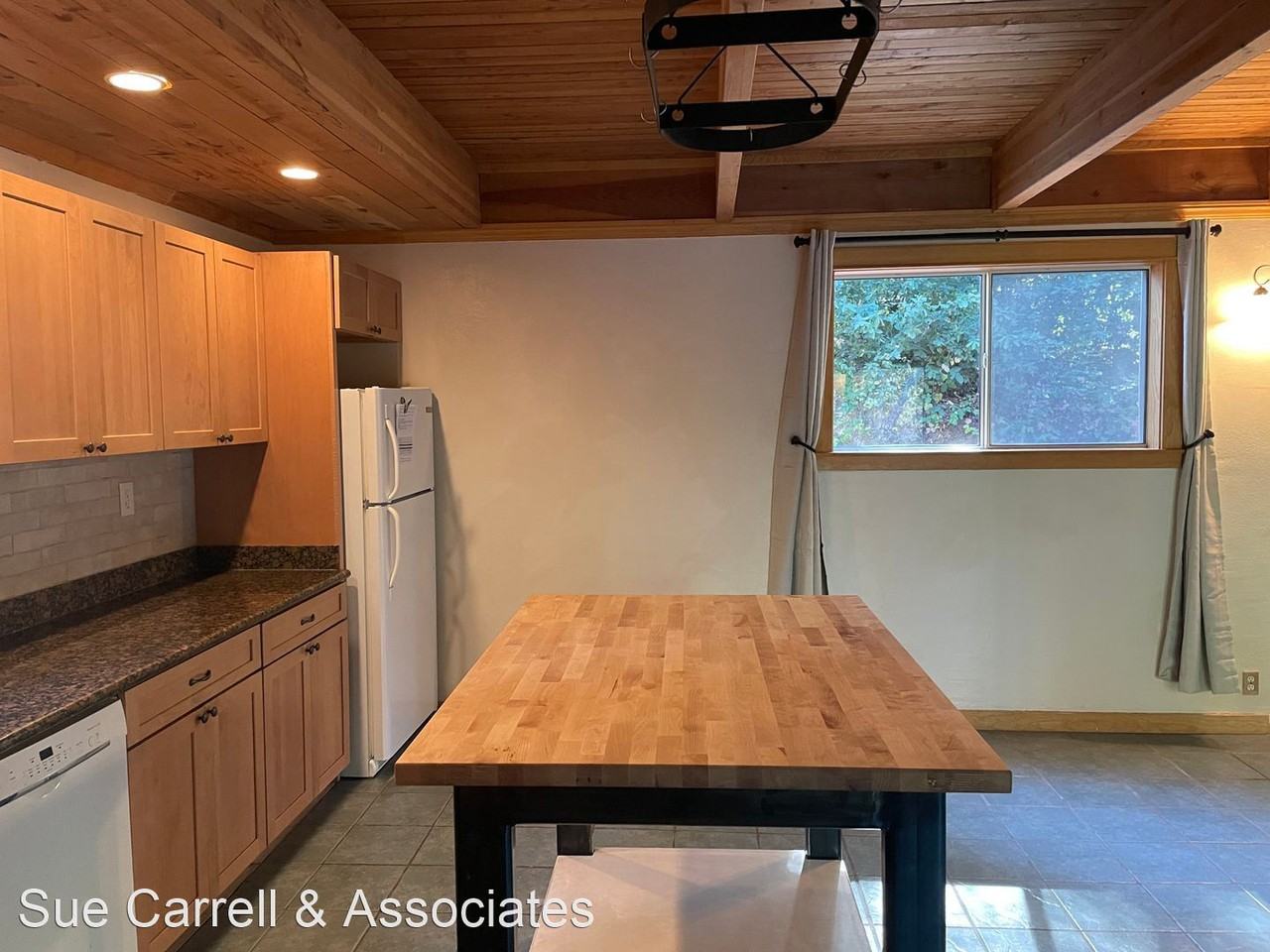 13875 Green Valley Rd - Photo 2 of 10