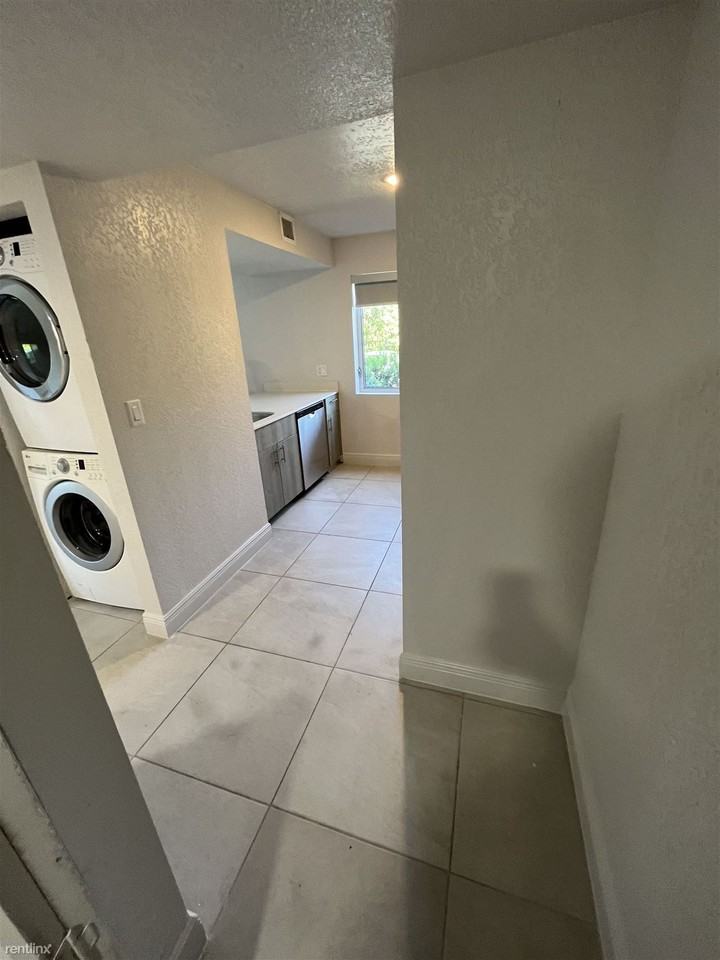 13101 Memorial Hwy - Photo 3 of 15