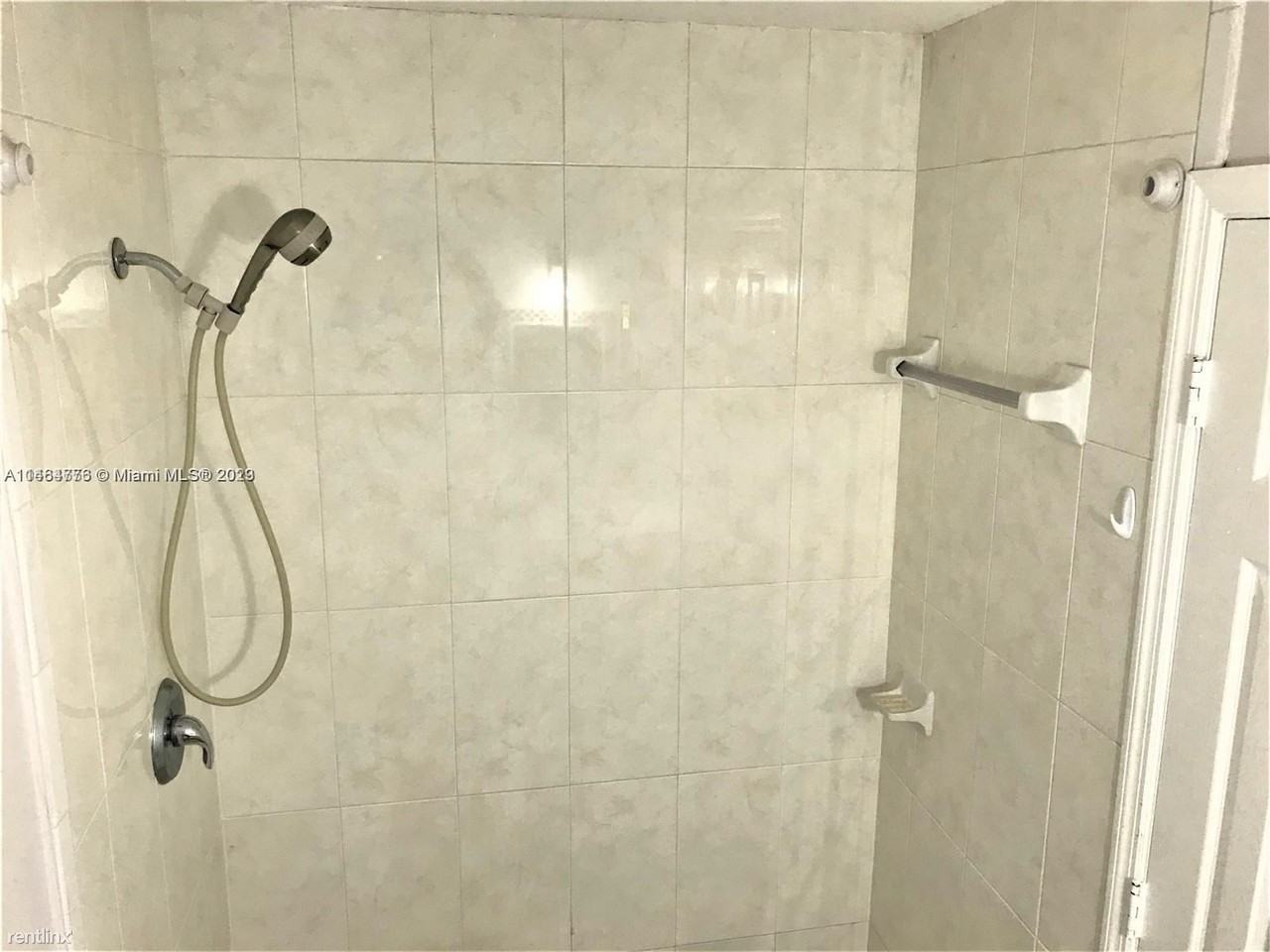 14873 Sw 65th Ter - Photo 3 of 10