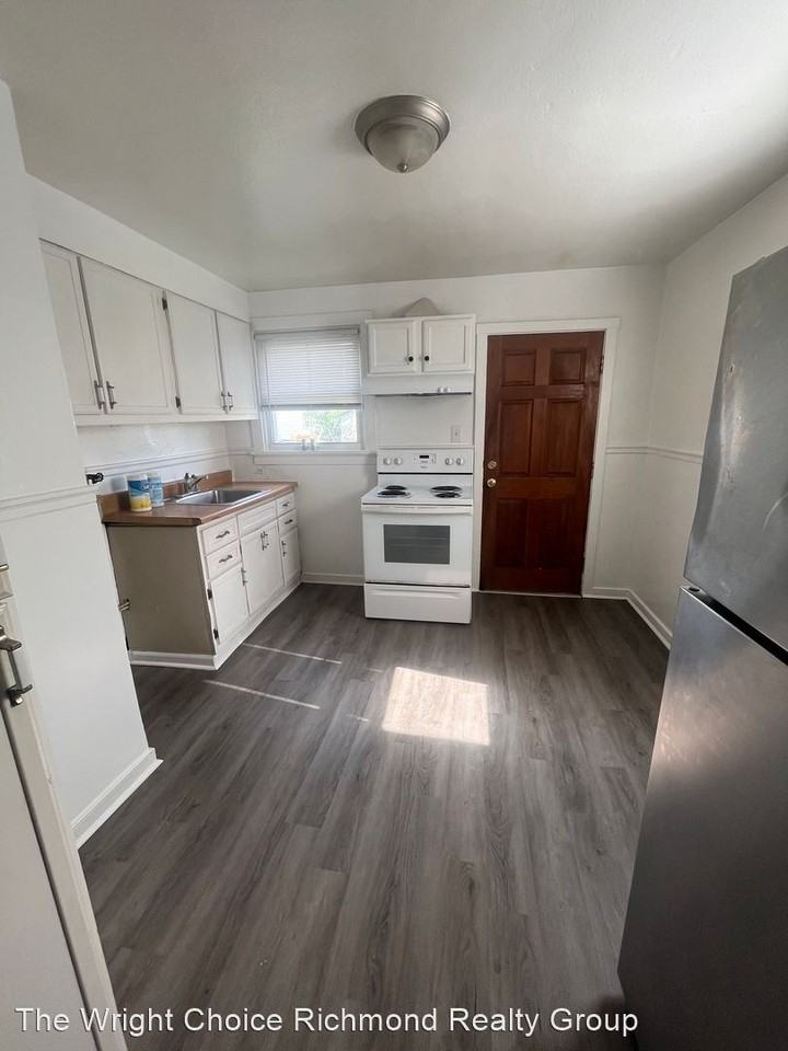 1701 Peter Paul Blvd - Photo 3 of 7