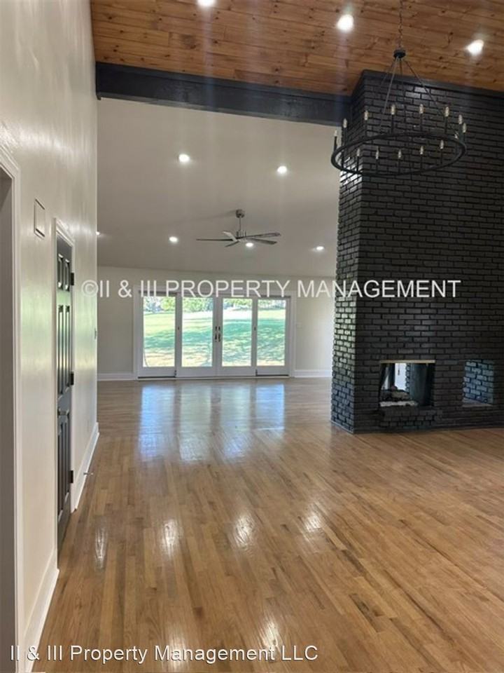 12766 Overbrook Rd - Photo 3 of 18