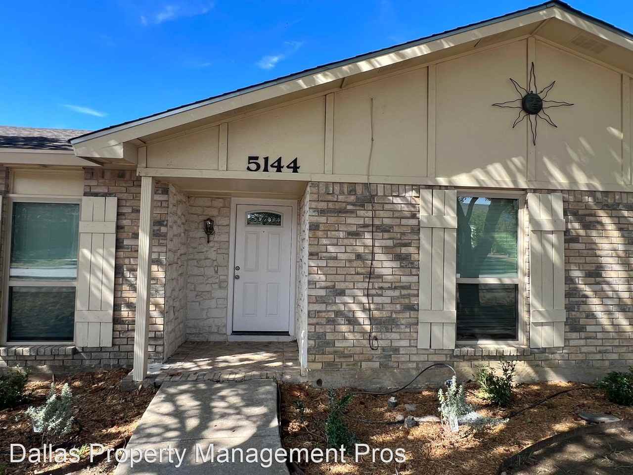 5144 Reed Dr - Photo 3 of 42
