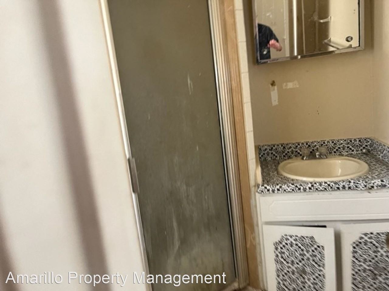 1317 N Nance St - Photo 2 of 8