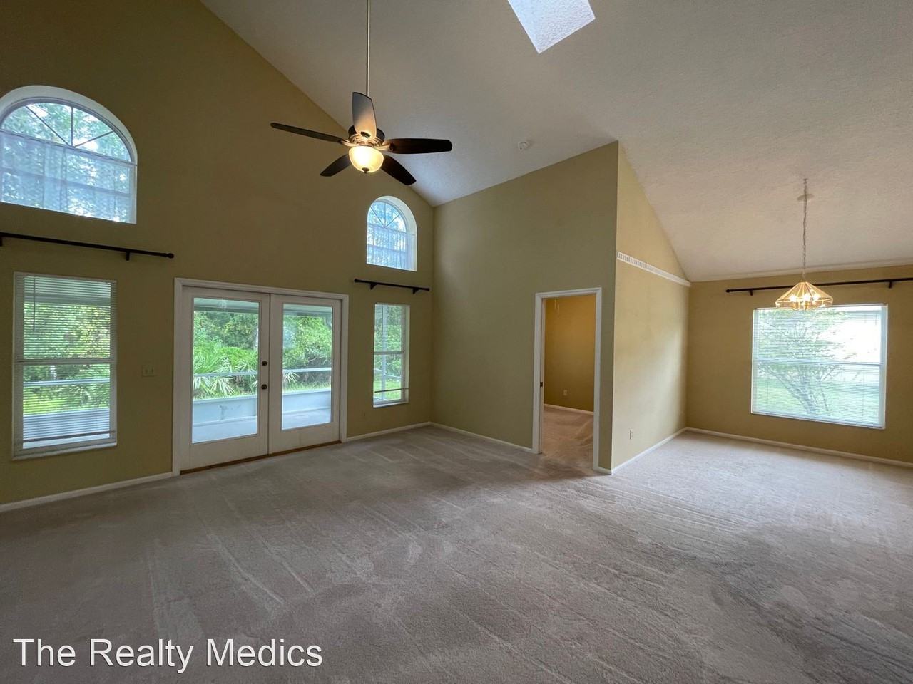 10774 Spring Brook Ln - Photo 2 of 19