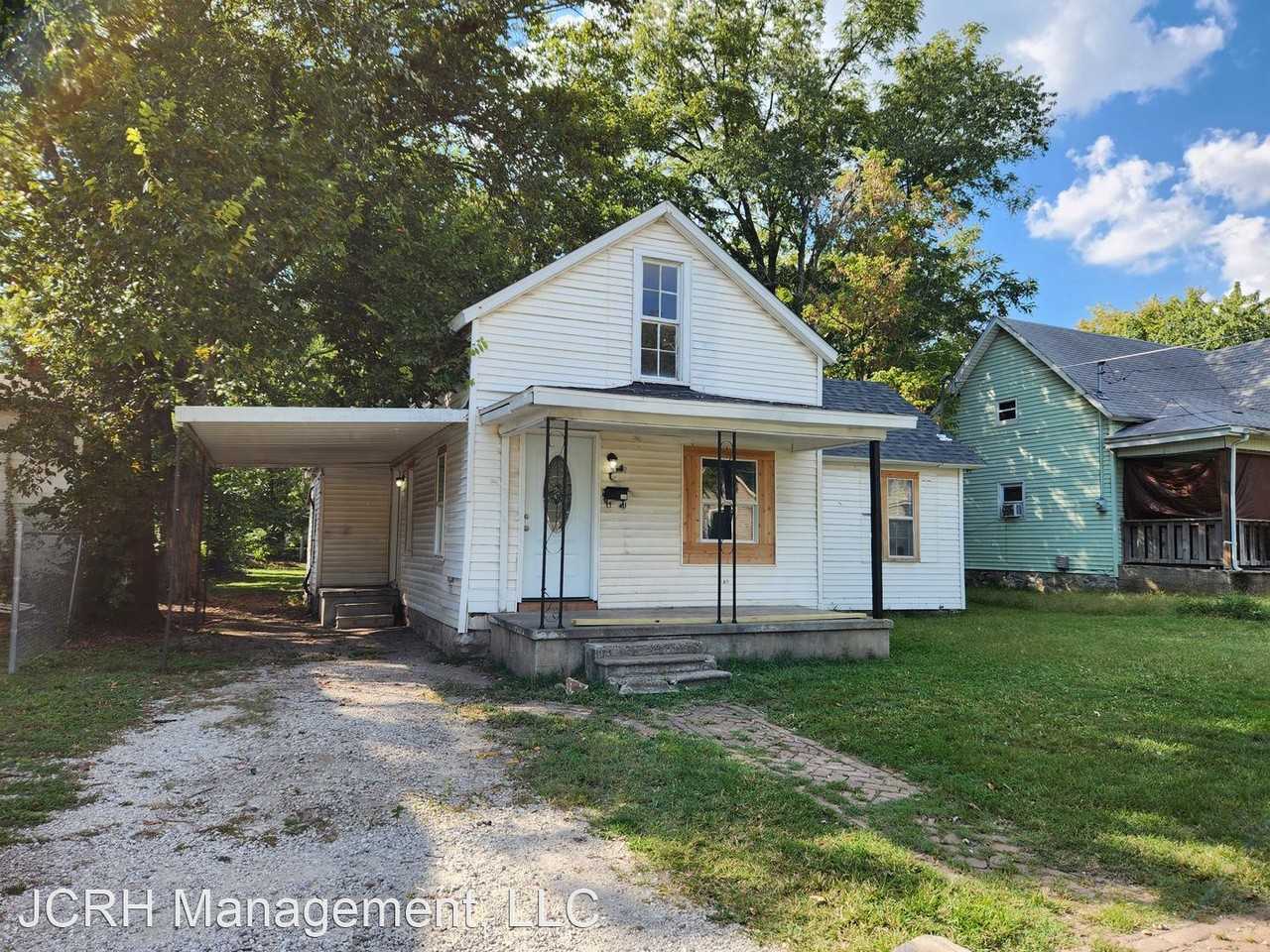 1709 N Sherman Ave - Photo 2 of 39