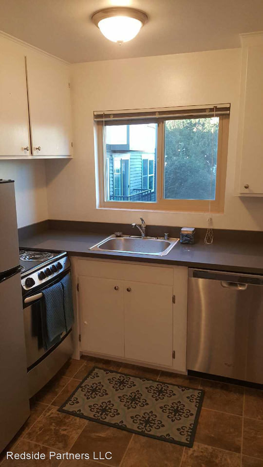 610 Highland Drive - Photo 2 of 12