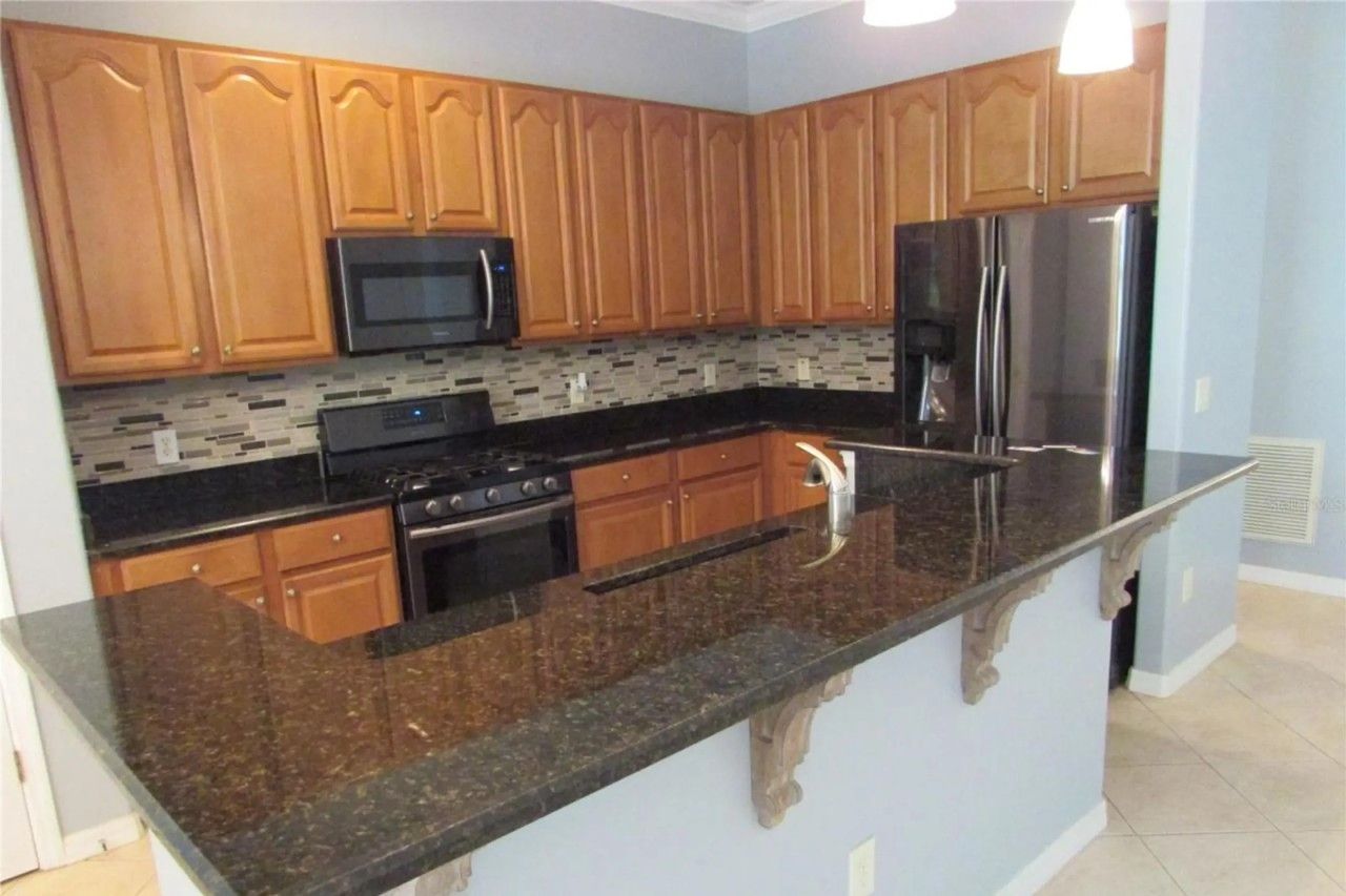 195 Bayou Bend Rd - Photo 2 of 13