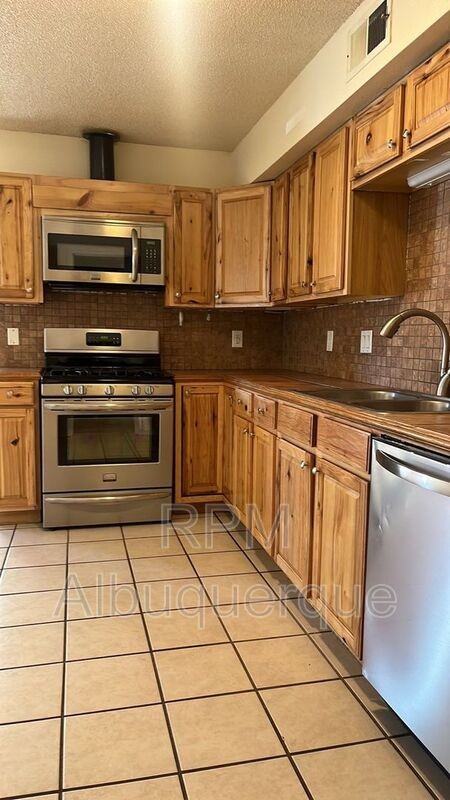 4004 Maryetta St Sw - Photo 2 of 25